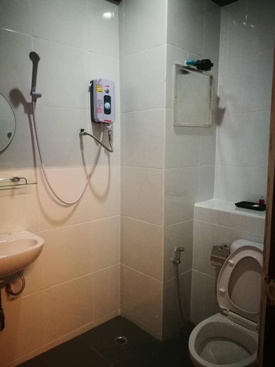 צ'יאנג מאי Duangdren Apartment מראה חיצוני תמונה